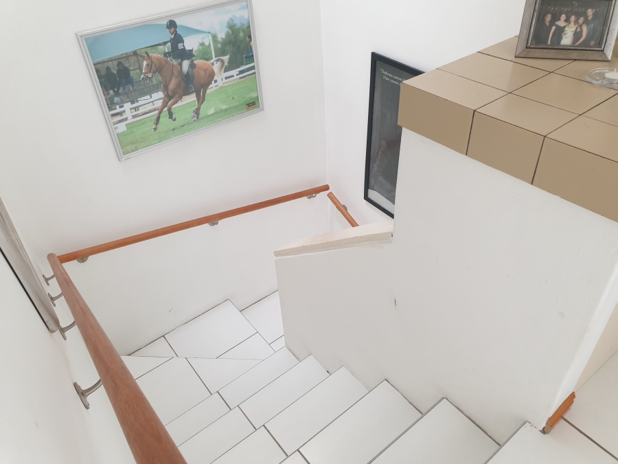 To Let 3 Bedroom Property for Rent in Diep River Western Cape